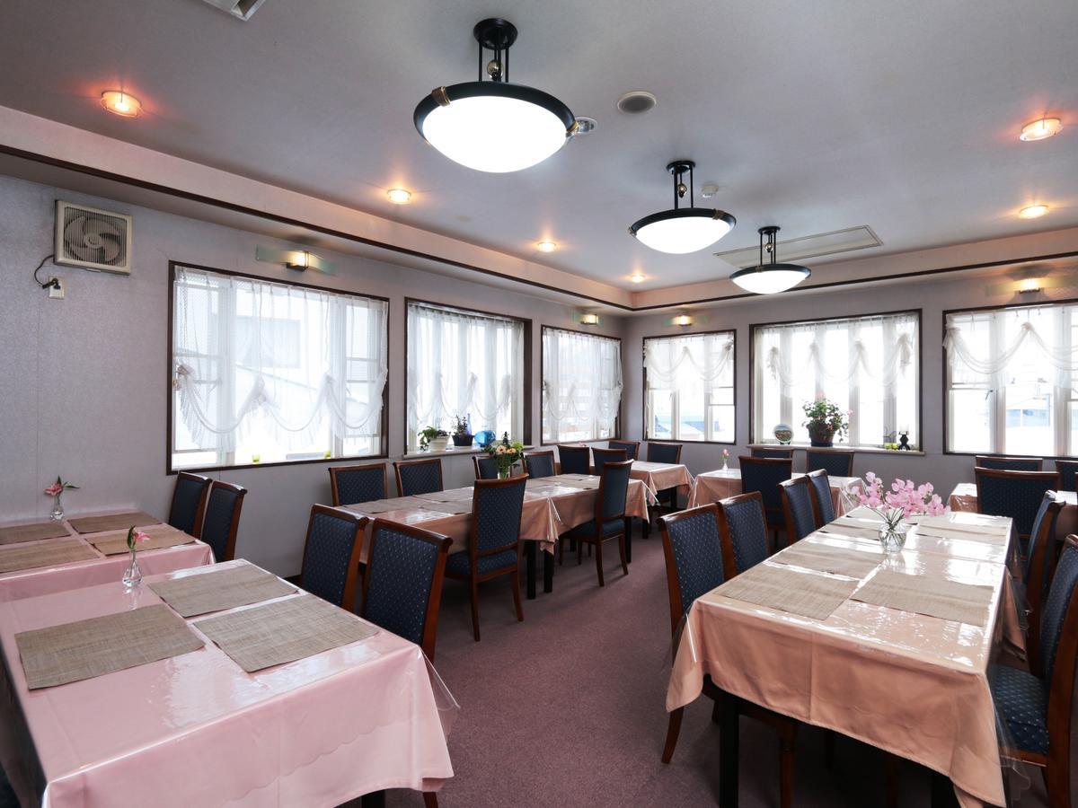 Auberge La Chaumiere Otari ภายนอก รูปภาพ